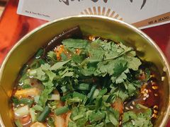-鹤江桥·红油牛肉粉(SKP店)