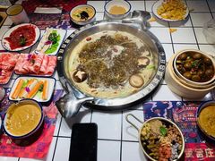 -贤合庄卤味火锅(勒泰中心店)