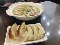 -明将锅贴(五爱路店)