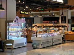 面包甜点陈列柜-格瑞思动物奶油生日蛋糕(圆融店)