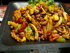 -炭舍干锅·烤鱼(扬名广场店)