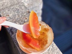 冰糖炖桃胶雪耳木瓜-周大娘牛乳(旧寨古村总店)
