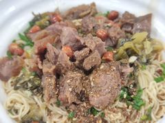 -阿阳牛腩腌面店