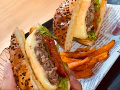 -Helens海伦司小酒馆(津湾广场店)