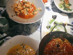 -卢大鲜鱼头捞饭(美利广场店)