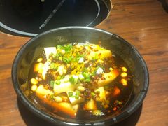红油米豆腐-野山舂·贵州现舂酸汤牛肉(东山店)