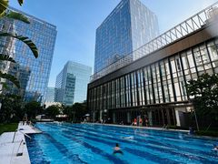 -深圳国际会展中心希尔顿酒店(前海华发冰雪世界店)