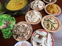 -菌之家·专业纯野生菌火锅·特色炒菌
