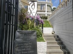 -Mark&Mars Restaurant