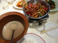 -老街烧烤大排档·地道湖北菜·龙虾馆(汉口火车站店)