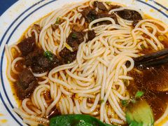-霸蛮湖南菜·牛肉粉(荣京西街店)