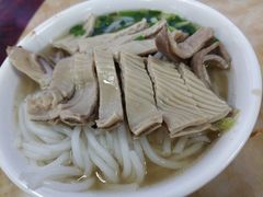 -香辉食馆(新兴路店)