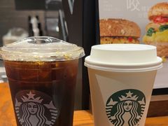 -星巴克(上海虹桥新天地二店)