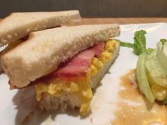 -必胜客(漕宝路店)