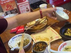 -怪噜范·老贵阳街头名小吃(鸿通城店)