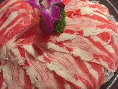 -老牌坊云南鱼豆花火锅(哈西万达店)