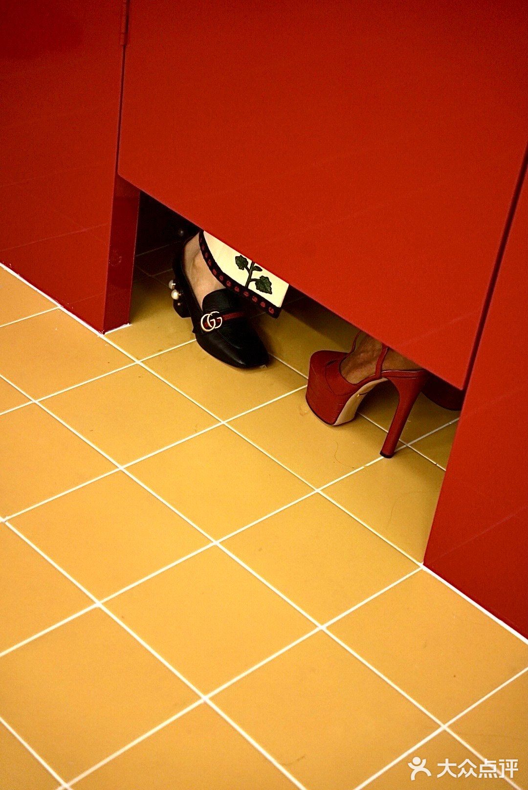 Gucci古驰原典展览 拍照攻略