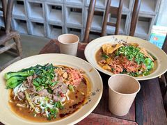 -方铲铲·成都板凳面(滨江银泰店)