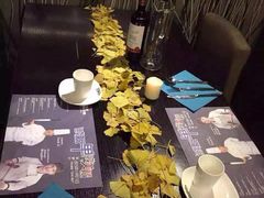 -HIHE Bistro·Oyster Bar(华熙live店)