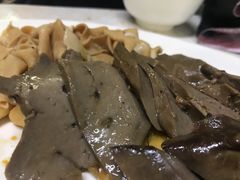 -乌文新澄海卤鹅店