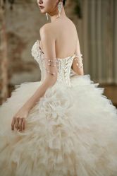 -艾米婚纱&婚礼策划