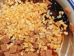-红渡小香·牛肉麻辣香锅(车站南路店)