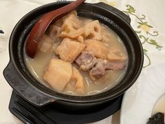 咸骨煲淋莲藕&nbsp;-沙龙酒家