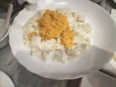 蟹粉豆腐-功德林(南京西路店)