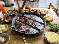-正南齊北重庆老火锅(光华村直营店)