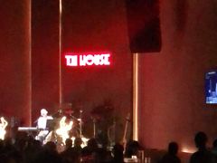 -TZ House音乐现场(来福士中心店)