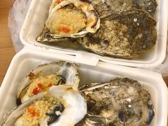 -蚝哥花姐湛江烤生蚝(美丽湾市场店)