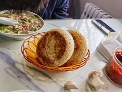 烧饼-清真喜兰老丁羊汤特色小吃