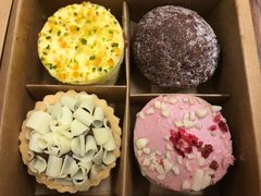 -星巴克(广州淘金路店)