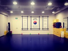 -金载勋跆拳道场(玲东花园店)