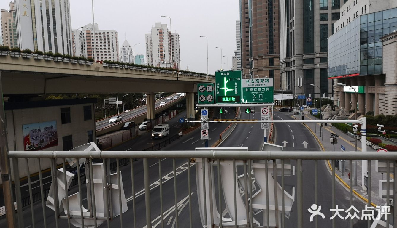 想知道这是在什么地方可以给我留言