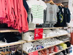 -优衣库(南京建邺万达广场店)