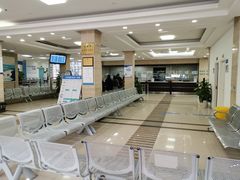 -上海大学附属上海和平眼科医院