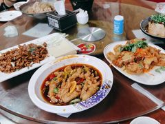 -石磨坊酒楼(文化街店)