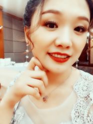 -双双化妆造型工作室