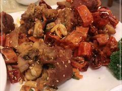 -鹤乡东北菜(崮山路店)