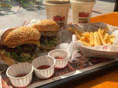 -The Habit Burger Grill 哈比特汉堡(复兴soho店)