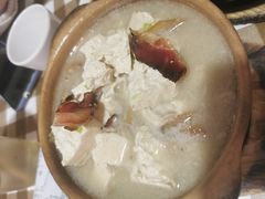 -新大咀港式茶餐厅(宝山万达店)