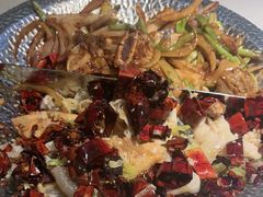 -小鱼小牛·鱼牛干锅·脆鱼火锅(世欧广场店)