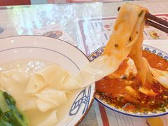 -大嘻咹biangbiang面(历史博物馆店)