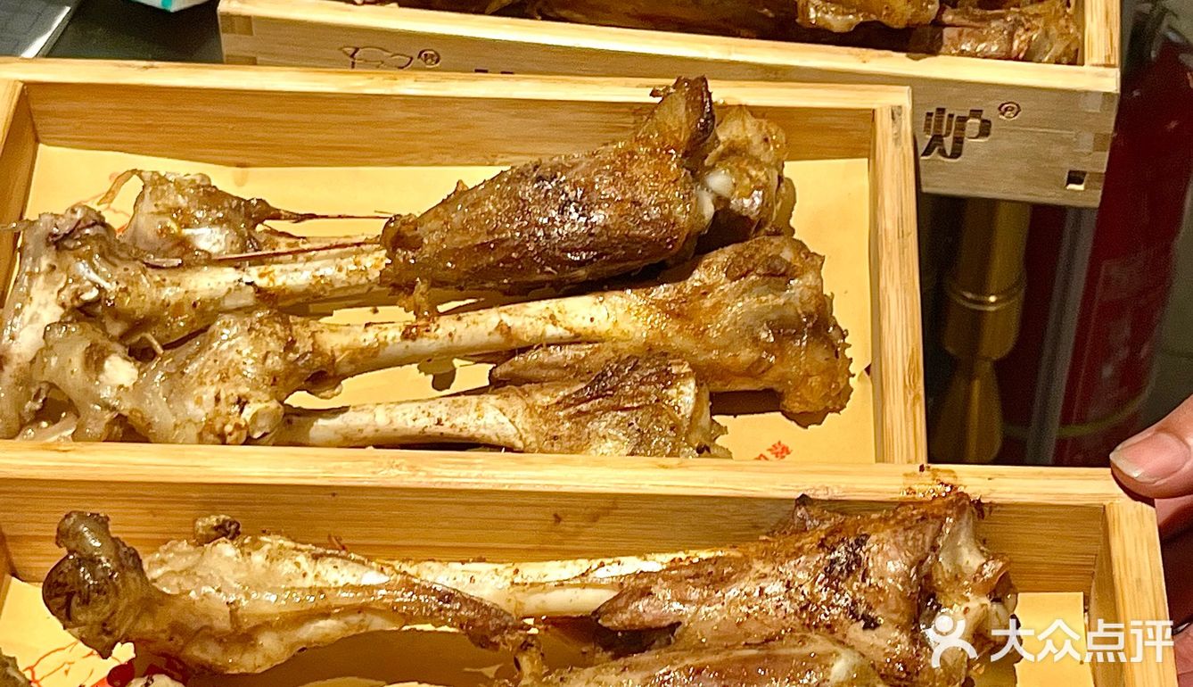 杭州首店！！冬天在杭州一定要来吃的羊肉炉！ ！热气腾腾的好香