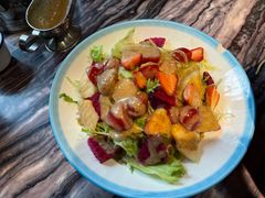 蔬菜沙拉-俭寨大盘鸡·缸子肉·小公鸡·新疆菜(云通店)