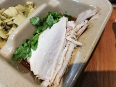 特色肘肉-亮亮面馆(经六路店)