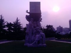 景点-上海市龙华烈士陵园