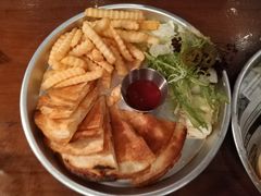 鸡肉馅饼-COMMUNE幻师(渔人码头店)