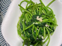 -回家乡湘菜馆(凌奥店)